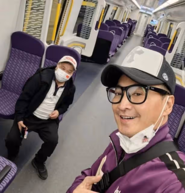委屈!63歲知名港星領老人證遭嘲諷,被指身家過億不應享受該福利