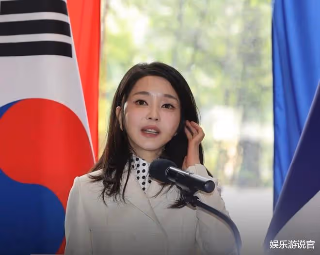 韓最美第一夫人戴31萬項鍊沒申報，1000億工程為她改道，坑夫能手