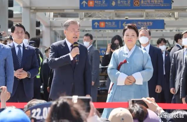 韓最美第一夫人戴31萬項鍊沒申報,1000億工程為她改道,坑夫能手