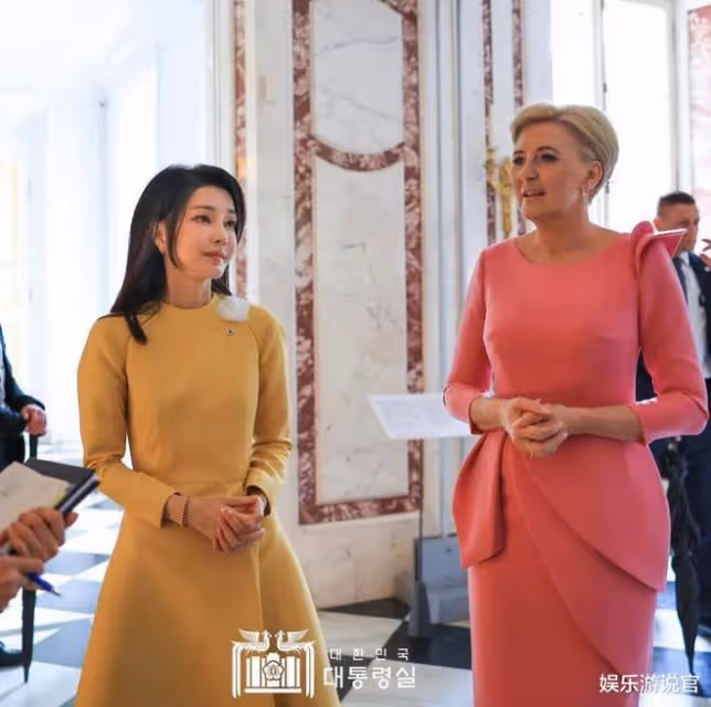 韓最美第一夫人戴31萬項鍊沒申報,1000億工程為她改道,坑夫能手