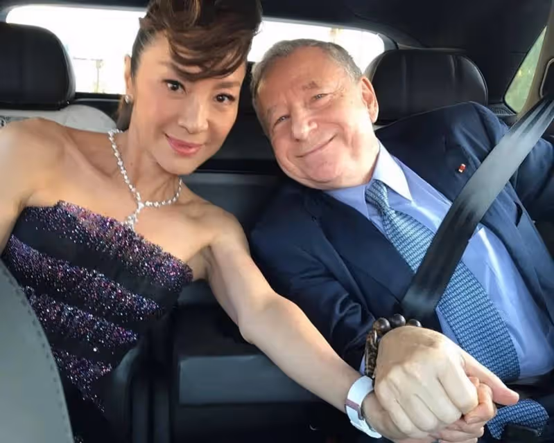 60歲楊紫瓊再婚嫁大16歲男友，瑞士舉辦浪漫婚禮，請柬及現場曝光