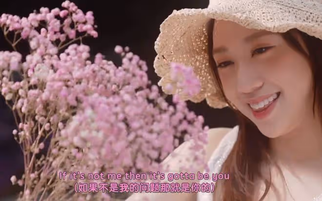 甄子丹女兒宣布出道當歌手!19歲五官精緻身材好,目前在美國留學