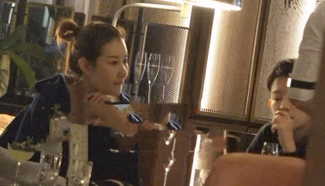王寶強馮清合體為甄子丹慶祝60歲大壽,馮清跳舞動作輕緩被疑懷孕
