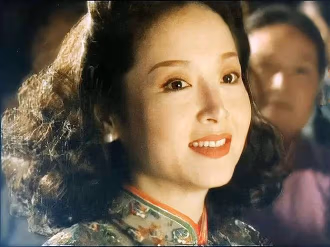 萬梓良前妻為學霸女兒慶生!愛女打扮像男孩,是內地6家餐廳老闆