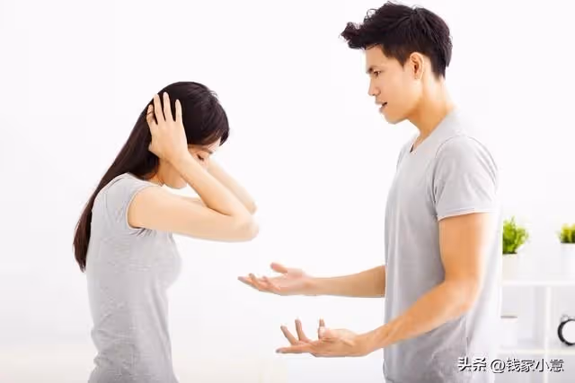 剛賣房得六十萬，丈母娘跟小舅子就上門要錢，扶弟魔妻子：應該的