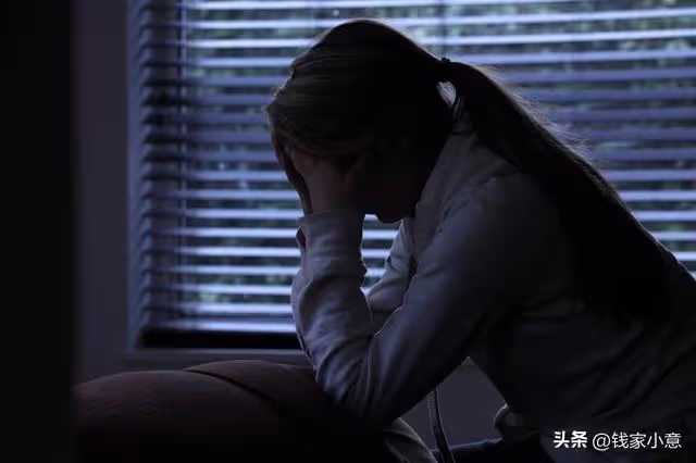 公婆賣房替小叔子還債50萬後盯上了我的新房,婆婆:新房借我住