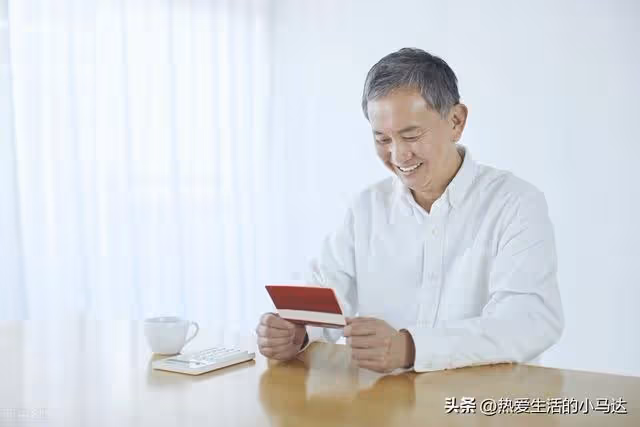 暑假去看孫子,住了6天被兒媳立4條規矩後,我做出一個狠心的決定