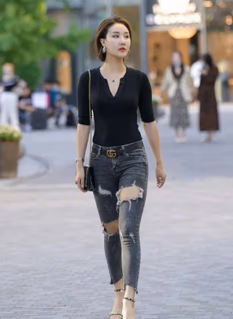 優雅迷人的衣服,美麗迷人如花朵