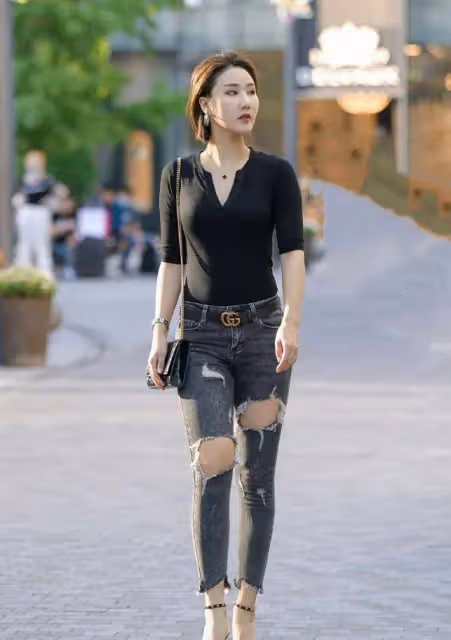 優雅迷人的衣服,美麗迷人如花朵