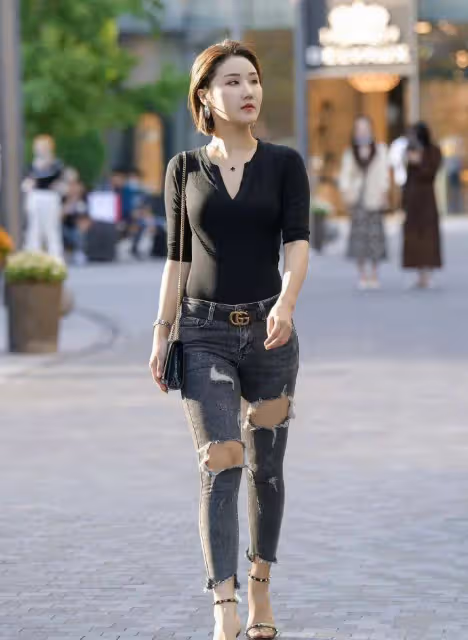 優雅迷人的衣服,美麗迷人如花朵