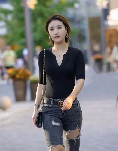 優雅迷人的衣服,美麗迷人如花朵