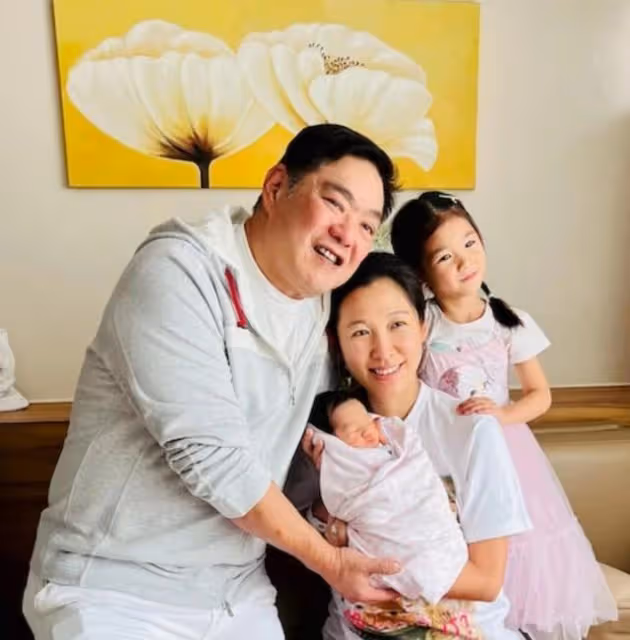 富貴!前港姐曬法國私人莊園,未婚先孕嫁大25歲富商今年再誕一子