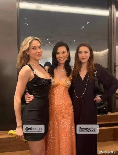 鄧文迪倆女兒絕了!靠媽媽贏得290億,一個甜美可愛一個顏值高級