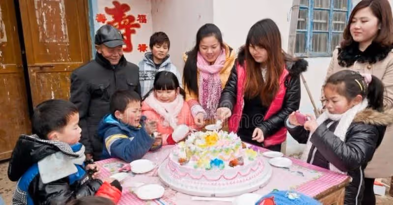 76歲大爺勸告：不到最後不要把錢給兒女，人老了自己有錢才行