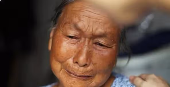 三兒子都是光棍,原因太真實,老母親老淚縱橫:我到底做錯了什麼?