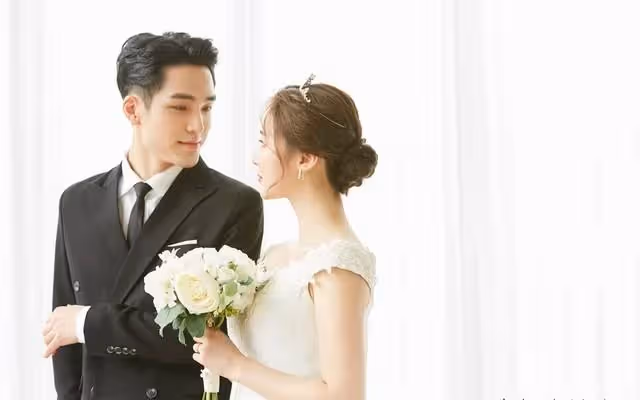 小叔子結婚,我把房子借給他,偶然聽到婆婆的談話,立馬把房收回