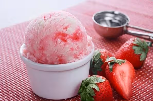 冰箱裡有雪糕我吃了三盒,兒媳斥:我養不起你,這要300塊錢呢
