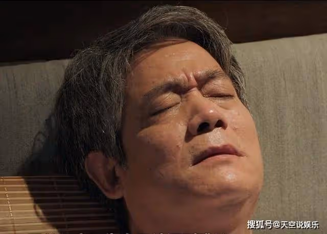 《不完美受害人》趙尋電梯20秒視頻曝光,趙爸氣到跳樓自殺,林闞都嚇懵了
