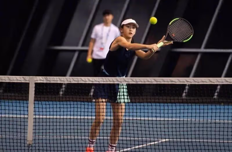 田亮曬和女兒跳舞視頻,森蝶大長腿太顯眼,14歲越長越好看