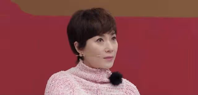 TVB視後罕見曝光近況！年過半百仍光彩照人，商場被偶遇大方合影