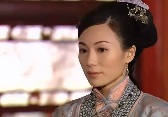 TVB視後罕見曝光近況！年過半百仍光彩照人，商場被偶遇大方合影