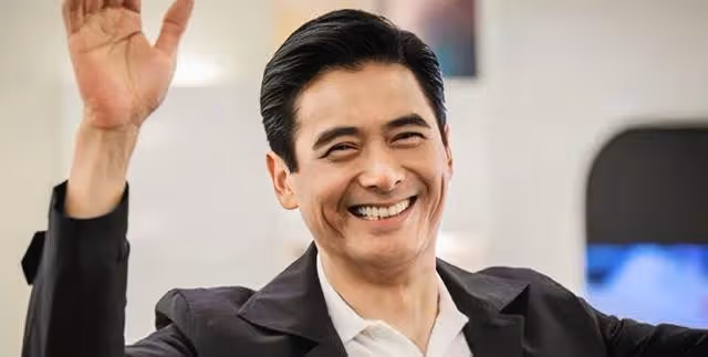 突發!周潤發跑步不慎摔倒,手掌擦傷肋骨骨裂,連呼吸都伴有痛感