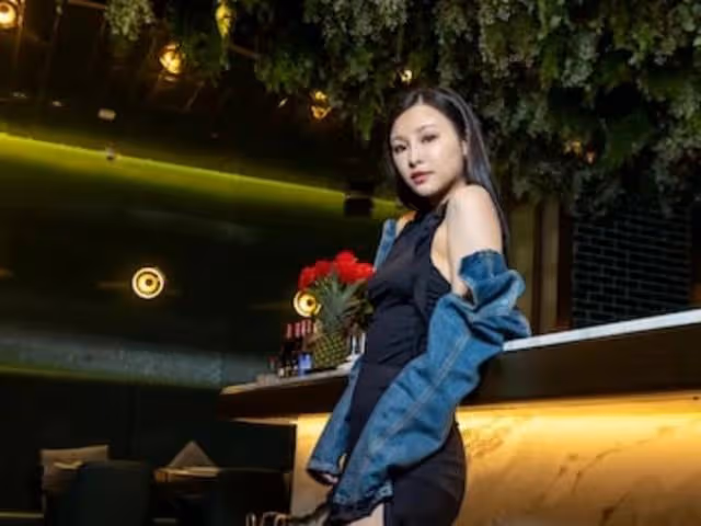 自認保守!TVB小花因太多親熱戲曾與導演有爭論,現實卻愛曬身材