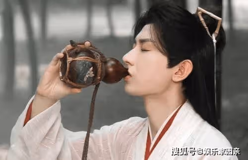 《蓮花樓》人物關係是怎樣的？《蓮花樓》笛飛聲喜歡李蓮花嗎？