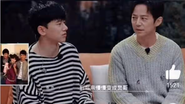張傑演唱會上表白何炅,現場比心我愛你,網友直呼:不太合適