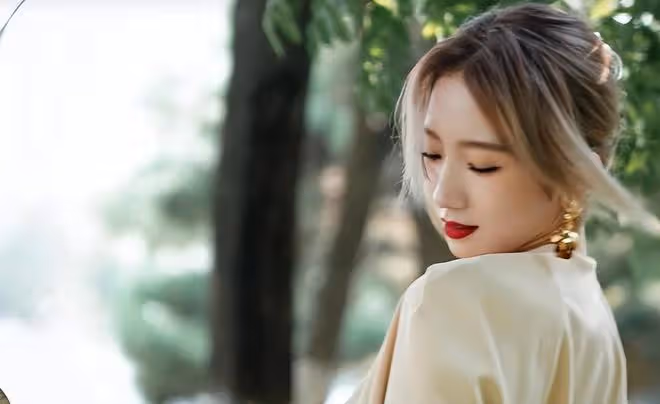 孟美岐含淚回歸重塑,說對不起自己熱愛的東西,四年時間變得自卑