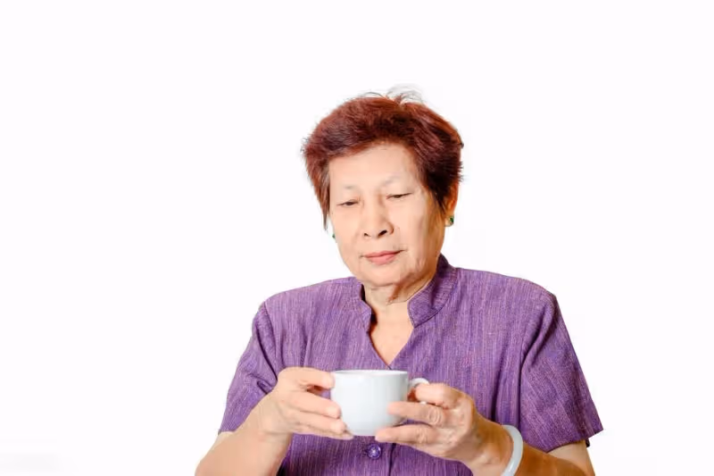 婆婆哭：兒媳懷孕8個月我就伺候她，坐完月子卻要離婚讓我們滾蛋