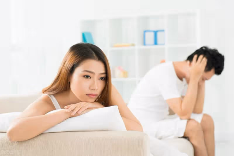 婆婆哭：兒媳懷孕8個月我就伺候她，坐完月子卻要離婚讓我們滾蛋