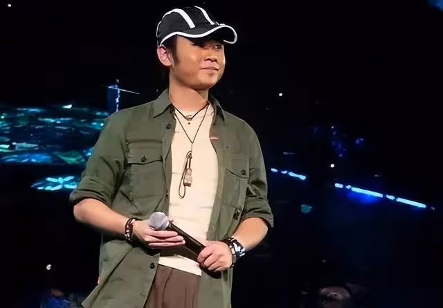 劉德華調侃刀郎:下次新歌找你填詞免費行不行?刀郎的回覆顯情商
