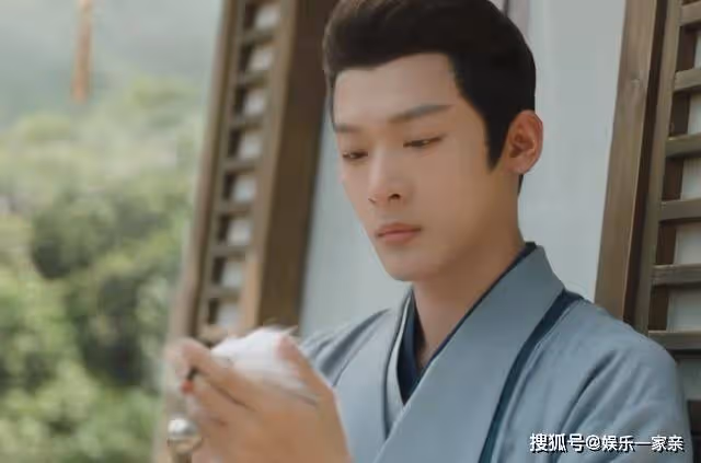 《長相思》吃妹妹的瓜，捧情敵的場，瑲玹不愧是地主家的傻兒子