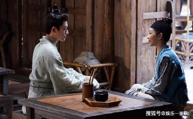 《長相思》吃妹妹的瓜，捧情敵的場，瑲玹不愧是地主家的傻兒子