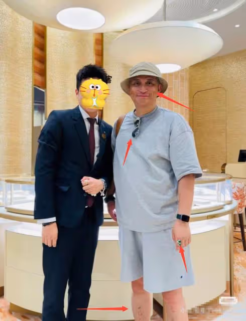 吉傑帶兒子海南度假,身材發福模樣大變,近照被指越來越「姨」化