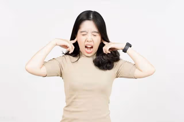 婆婆:住我家就該伺候我女兒;兒媳:你兒求我住的,我有房明天搬