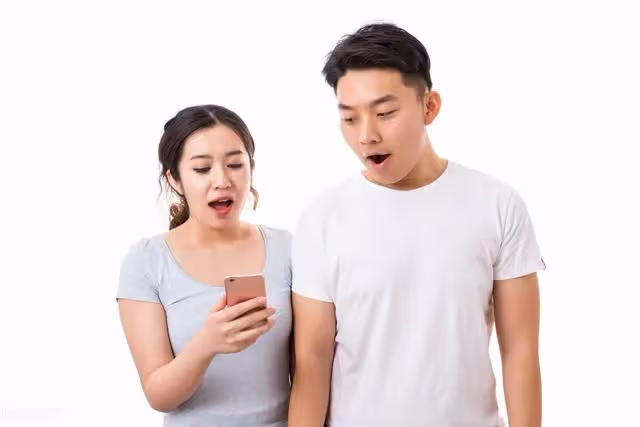 兒媳憤怒:給弟弟10萬後老公說我是扶弟魔,給婆婆面子我才沒離婚