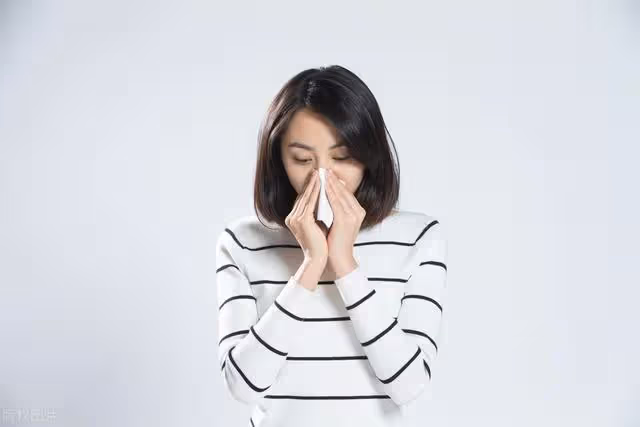 兒媳憤怒:給弟弟10萬後老公說我是扶弟魔,給婆婆面子我才沒離婚