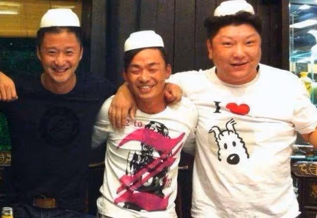 王寶強:竟然現身《巨齒鯊2》的首映式上,為好友吳京捧場!