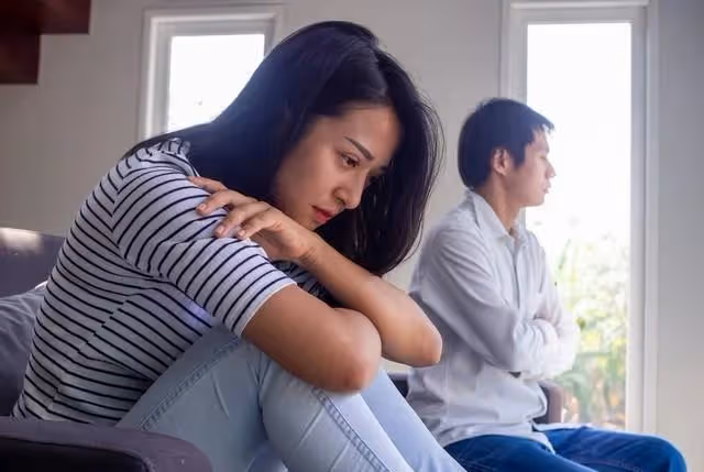 婆婆當面羞辱我,妯娌為我出氣,婆婆鬧自殺,老公:快跟我媽道歉