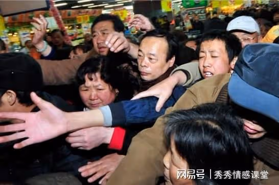 故事:我爸給前妻的兒子80萬買房,我媽氣瘋了,堅決追了40萬回來