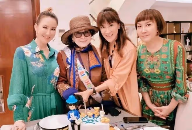 李玟的體面,在追思會最後一刻,被姐姐對李玟老公的嘶吼,撕碎了