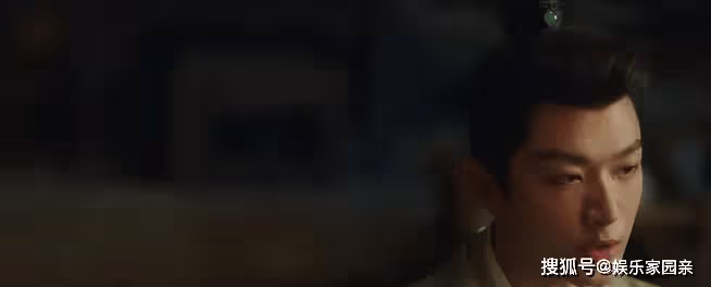 《長相思》皓翎王是怎麼認出小夭的？《長相思》皓翎王是小夭的親生父親嗎？
