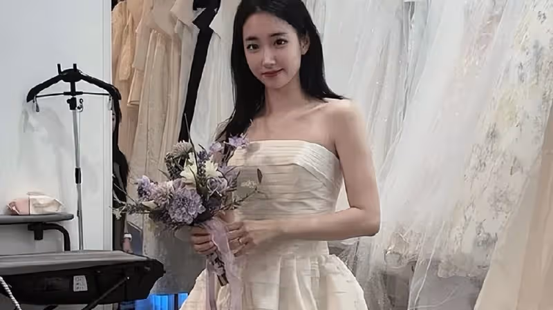 58歲知名演員的26歲女兒，公開宣布即將再婚，我們將於明年結婚！