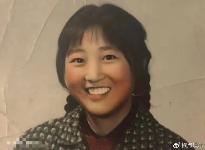 到帳54億後暴瘦50斤,這一次,41歲賈玲讓全世界刮目相看