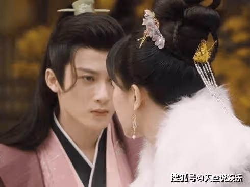 《長相思》小夭知道防風邶是相柳嗎?防風邶是相柳寫給小夭的情書嗎?