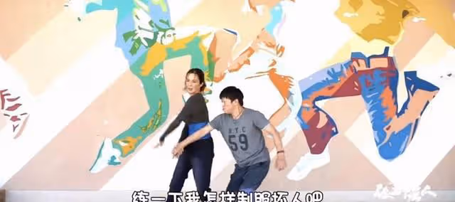TVB力捧小花新劇播出!為角色形象硬朗剪短髮,被指破壞女神形象