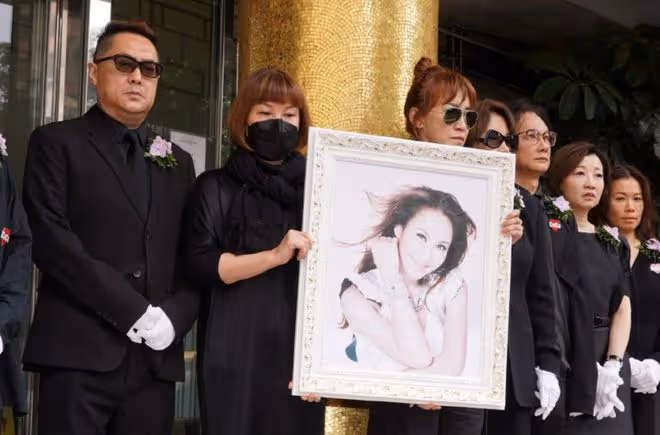 李玟喪禮到火化一直狀況百出,6個突發事件讓人惋惜:走的不安寧