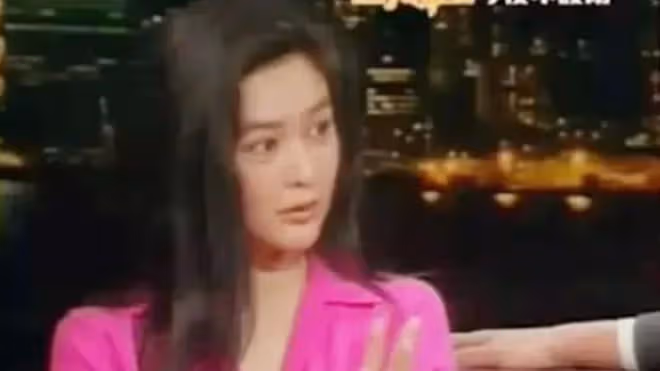 27歲關之琳做客訪談，黃霑語出驚人：「你情願做人家的情婦嗎？」